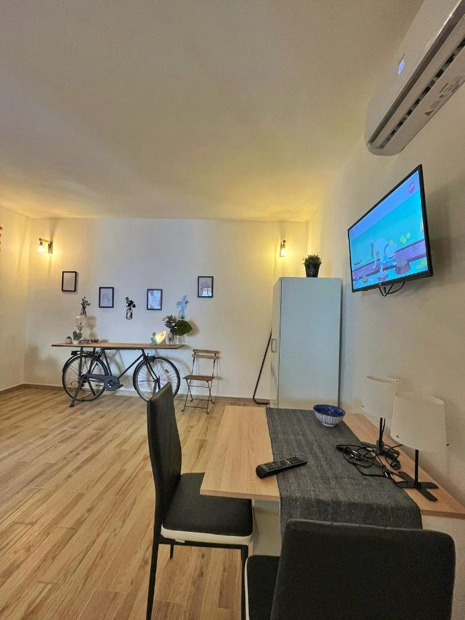 Ingrosso House Mini Loft Lecce Apartment Bagian luar foto